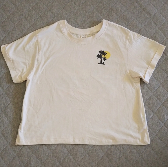 Vibe N' "Always Make Your Own Waves"🌊 Tee - Picture 2 of 12